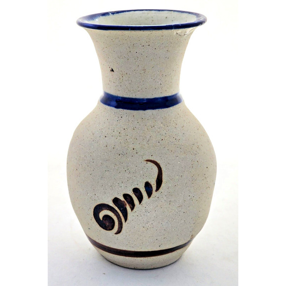 VASE-TONALA-MEXICAN-Cream Rough Finish-Blue Trim-Bird-Hand Painted-8" Tall - Picture 4 of 9
